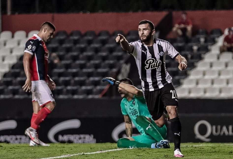 EMOCIONANTE PARTIDO  CON TRIUNFO GUMARELO