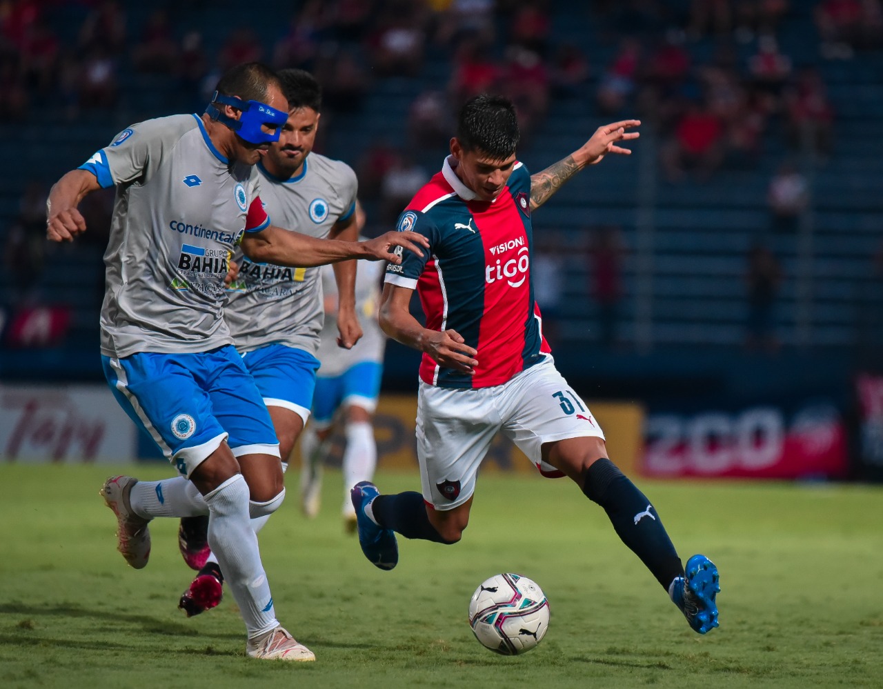 A punto de ser campeón Cerro