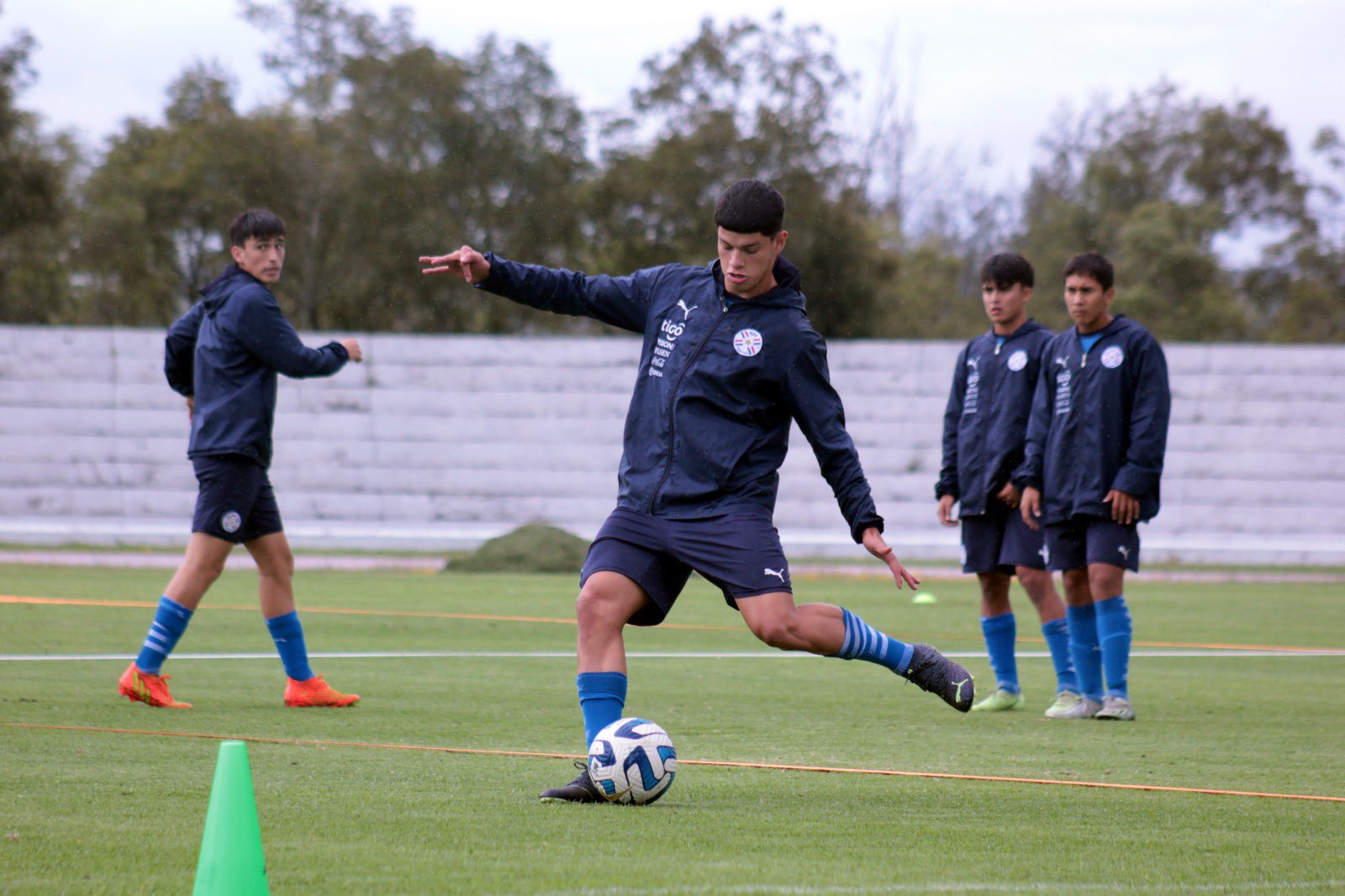 Sub 17: Por el paso clave