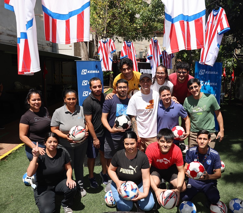 Visita de lujo en Kemsa