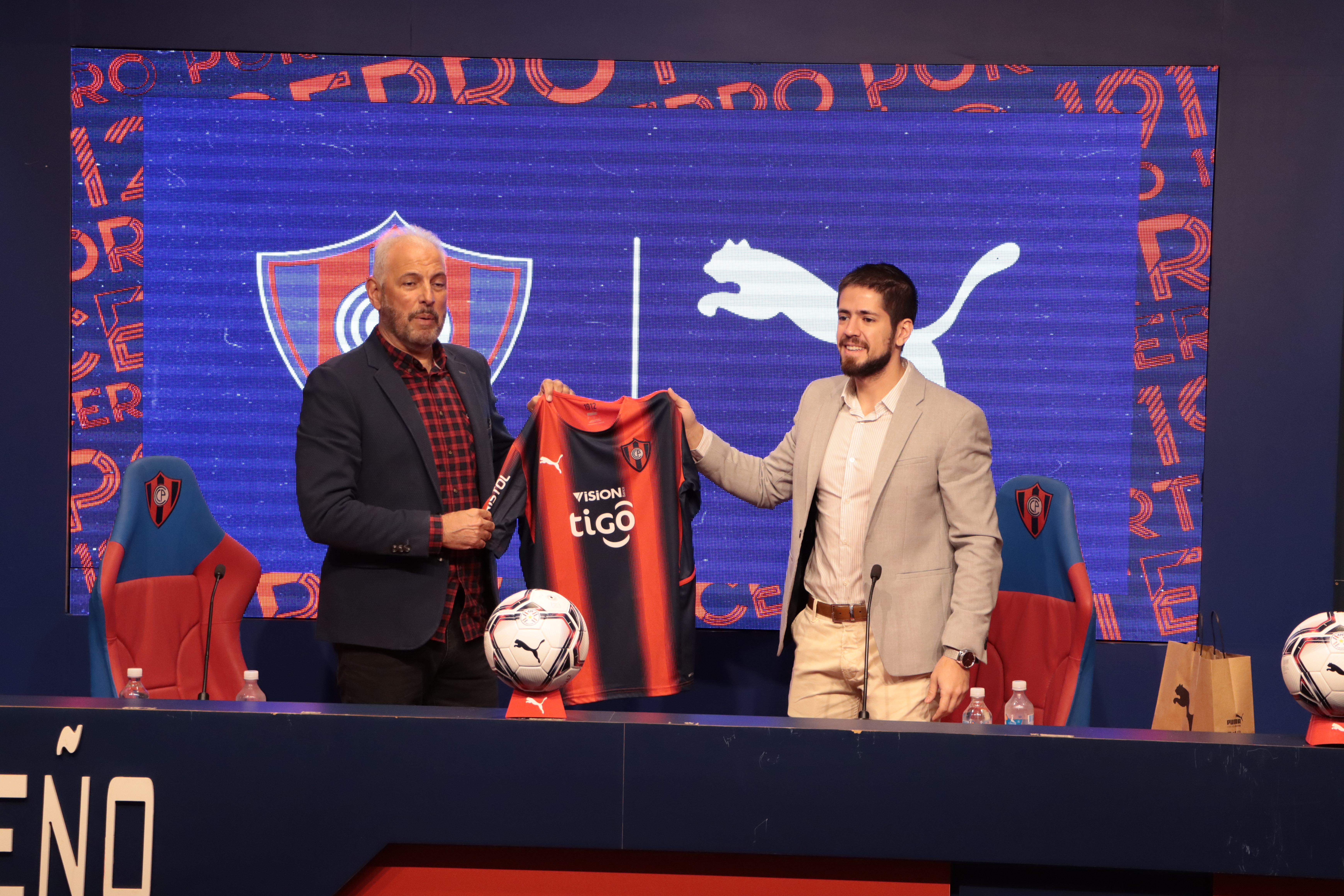 Renovación de contrato Cerro Porteño - Puma